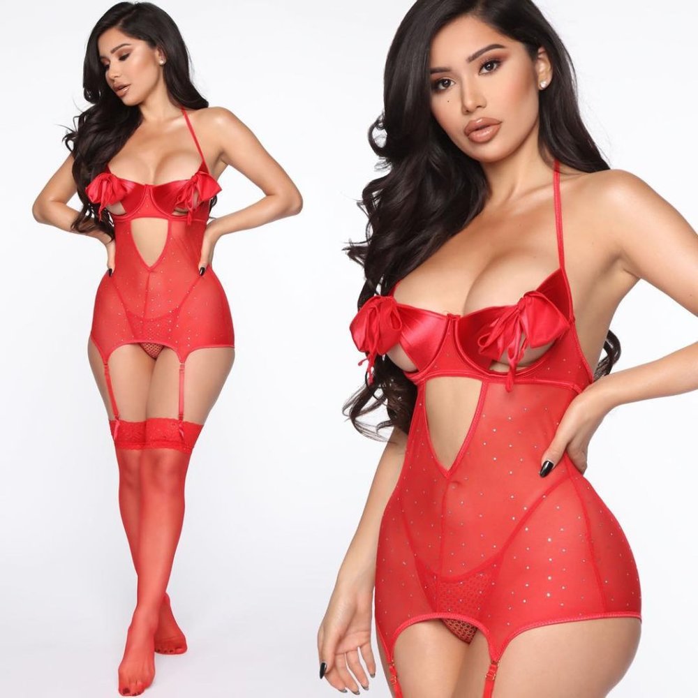Fashion Nova Unwrap The Gift Chemise 2 Piece Set